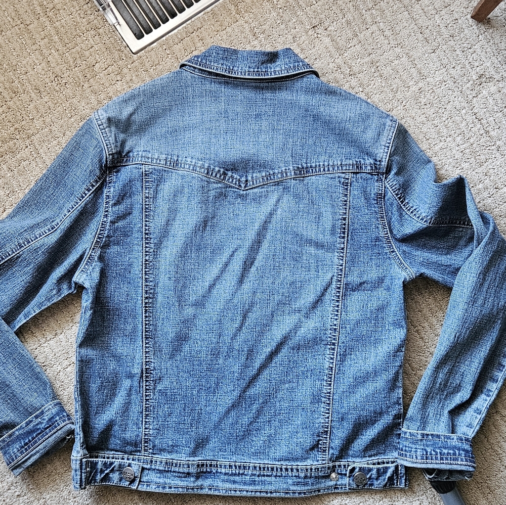 Jean Jacket - Picture 5 of 8